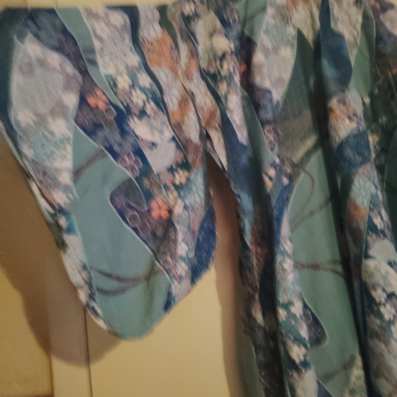 Vtg Japanese Floral Kimono Robe in Blue and Green Size OS - Picture 7 of 10